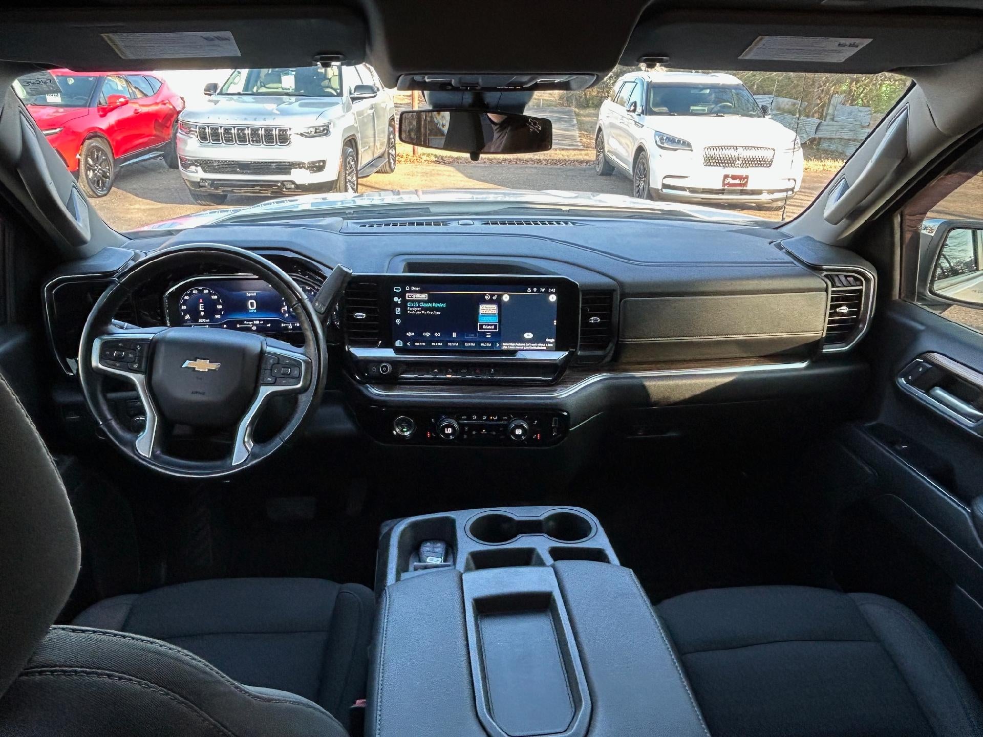 2023 Chevrolet Silverado 1500 LT (2FL)