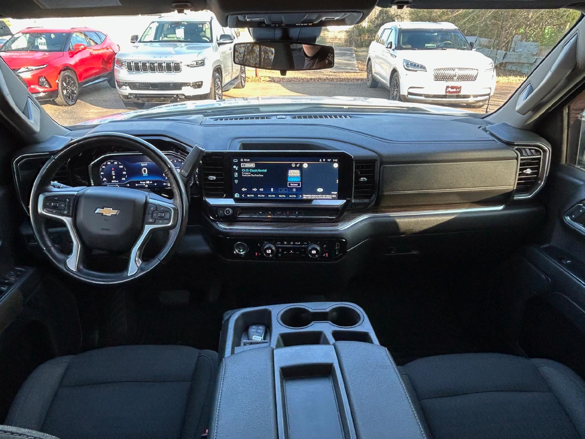 2023 Chevrolet Silverado 1500 LT (2FL)