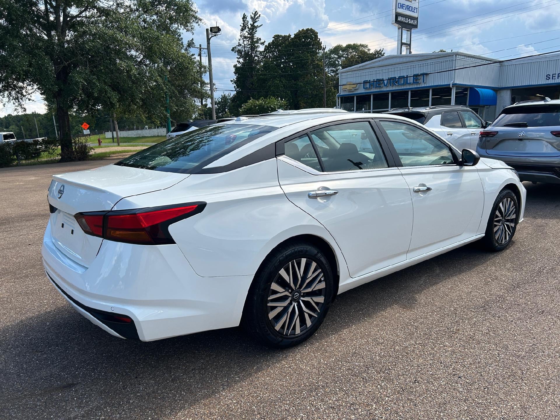 2025 Nissan Altima SV