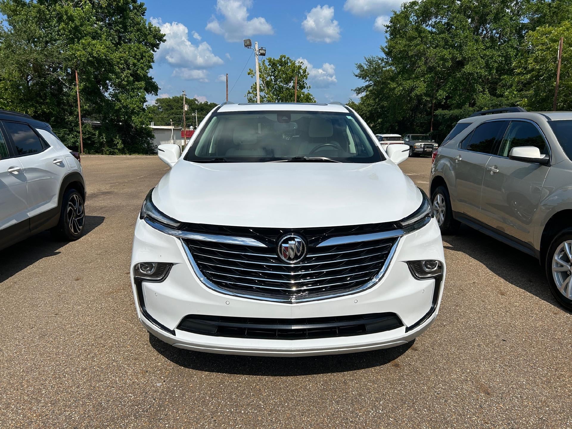 2023 Buick Enclave Essence